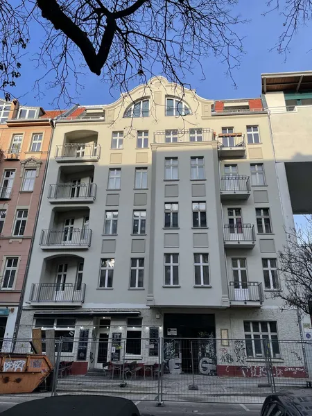 Richtig cool mit Terrasse im Prenzlberg!  2 Zi.- Whg.,Tolles Bad und vieles mehr... — photo 1